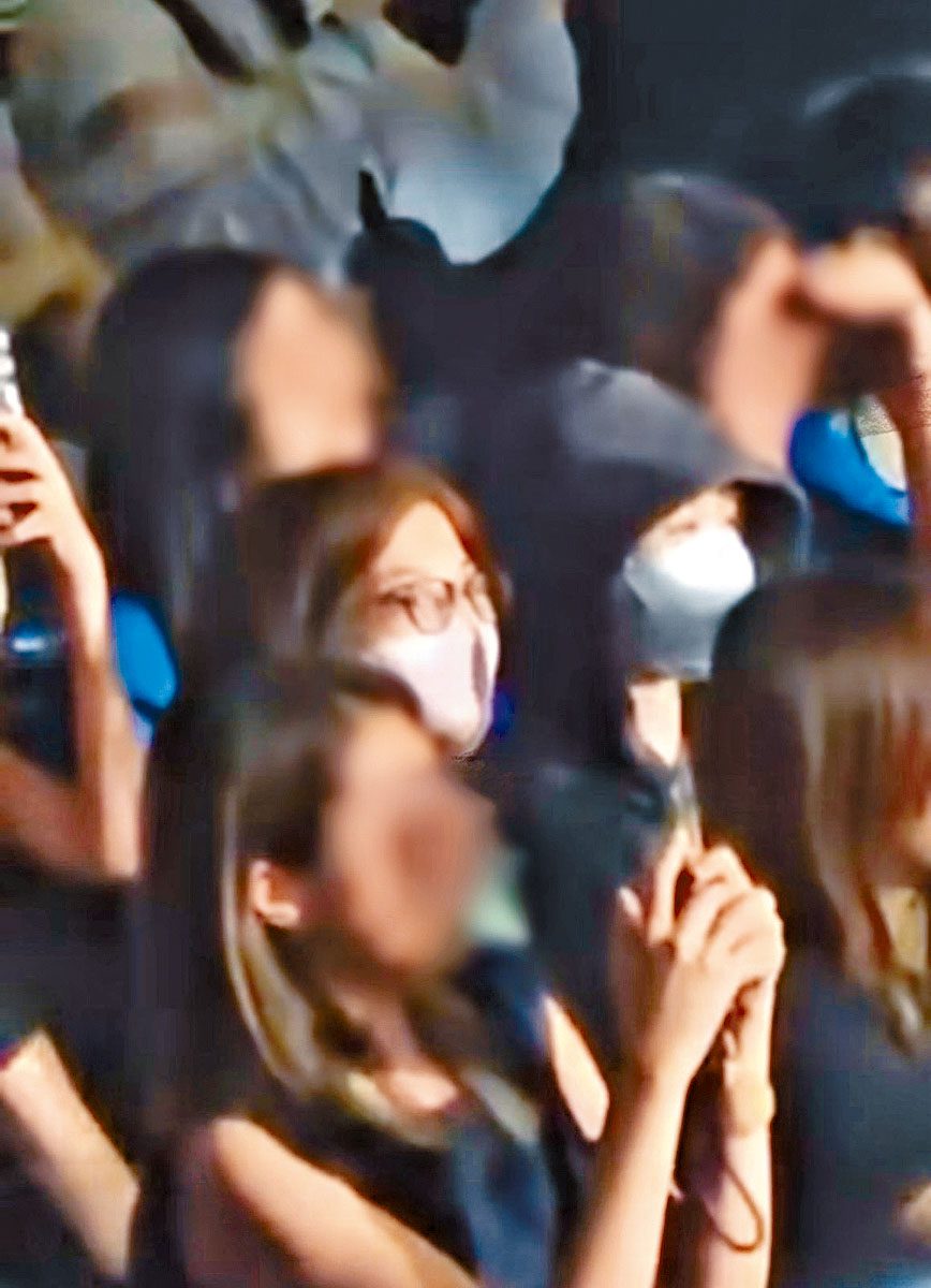 對於與爵媽齊睇騷，林明禎指當時剛好在港。