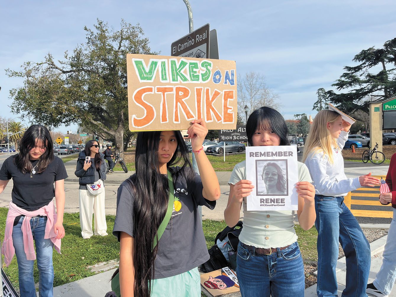 矽谷學生們和平抗議。記者王蔚攝