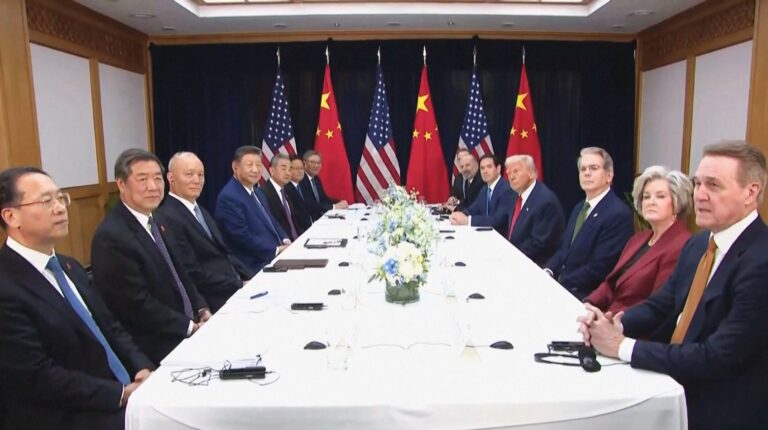 據報特朗普四月初訪華　白宮稱與習近平會晤日期未有定案