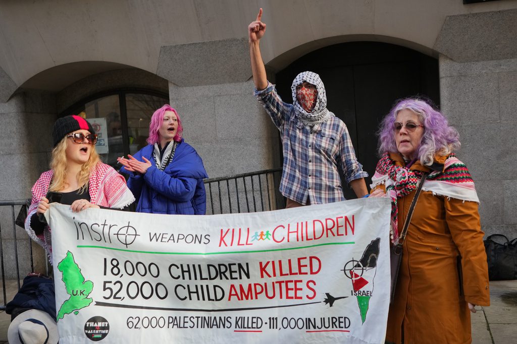 闖以色列軍火廠獲判無罪 英國社運人士脫身引發激辯