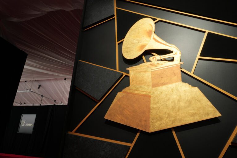 第68屆葛萊美獎看點全記錄！K-pop創歷史，史匹堡圓夢EGOT