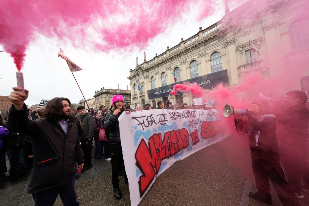 米蘭冬奧蒙陰影 抗議環保與美特工爆衝突 警射催淚瓦斯