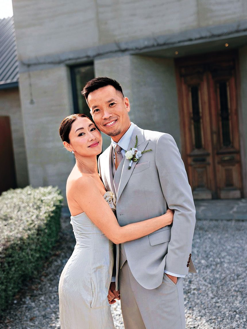 胡定欣去年無預警嫁老公Akin。