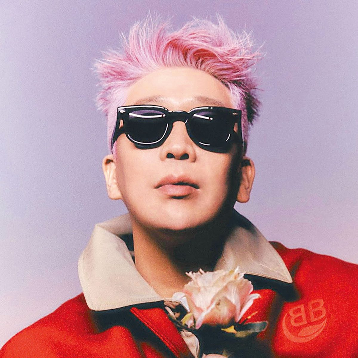 MC夢否認非法性交易指控。