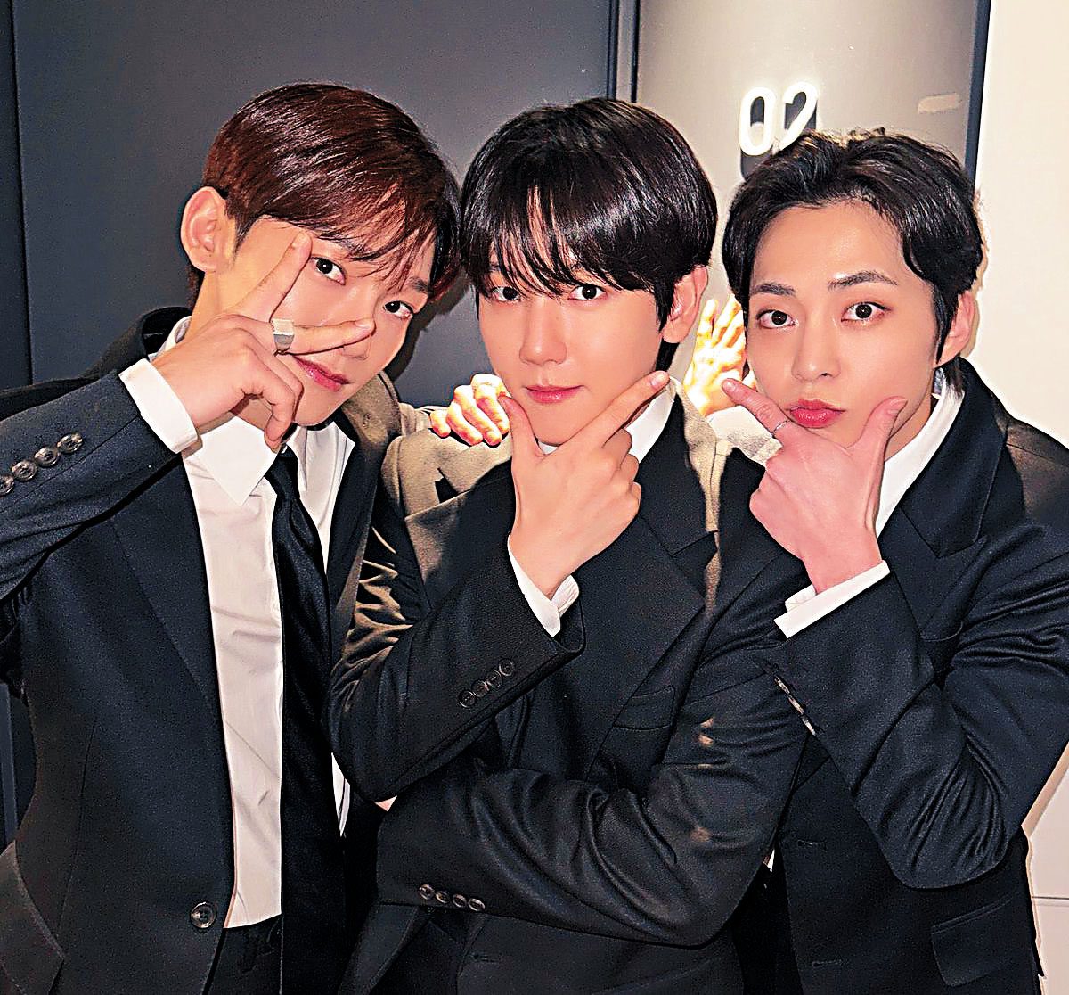 ■CBX成員（左起）Chen、伯賢及Xiumin的物業，被SM申請扣押。