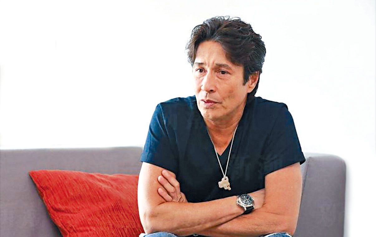 羽賀研二再涉猥褻兩女子被捕。