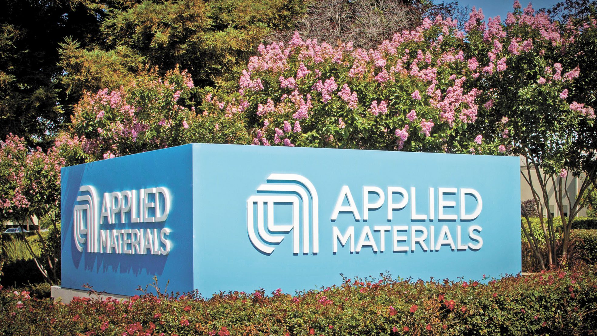 目前，應用材料的客戶包括三星電子、美光都在擴大產能，以因應供給短缺。路透社資料圖片