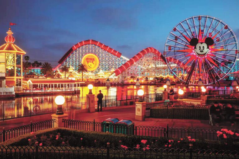 橙縣安那罕迪士尼加州冒險樂園皮克斯碼頭。洛杉磯時報