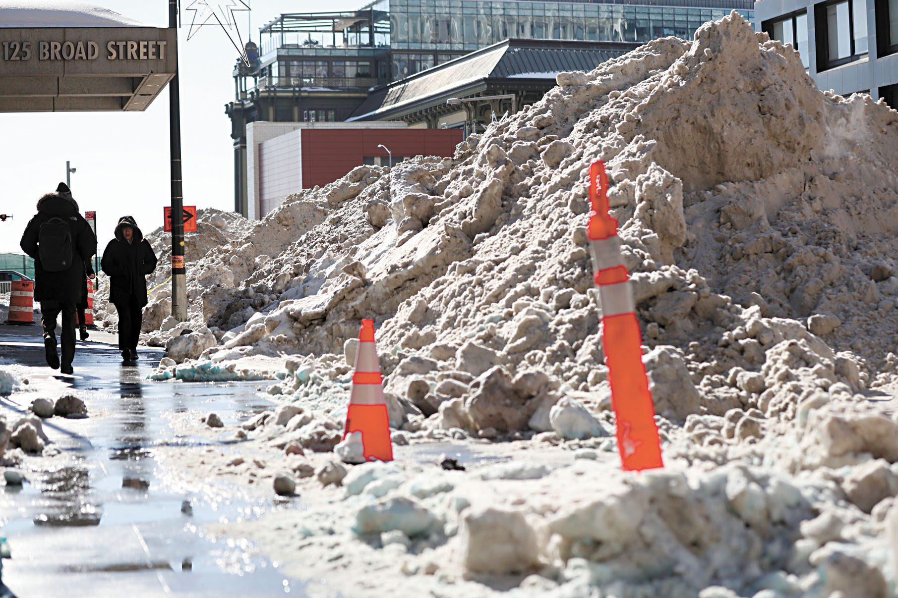 積雪清理工作的混亂引發市議會關注。Heather Khalifa/紐約時報