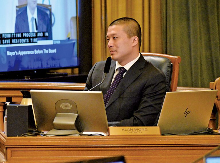 第四區市參事王兆倫（Alan Wong）。灣區城市新聞社